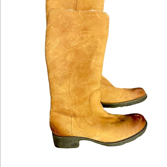 EUC UGG tall boots - Picture 1 of 7